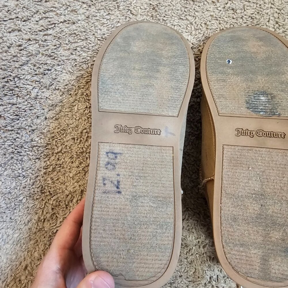 Juicy Couture Kerri Booties Womens 9 Tan Faux Suede Shearling Lined Ankle Boots - Picture 12 of 12